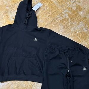 Alo Yoga Men’s Women’s Black Sweatpants & Hoodie Set Size M